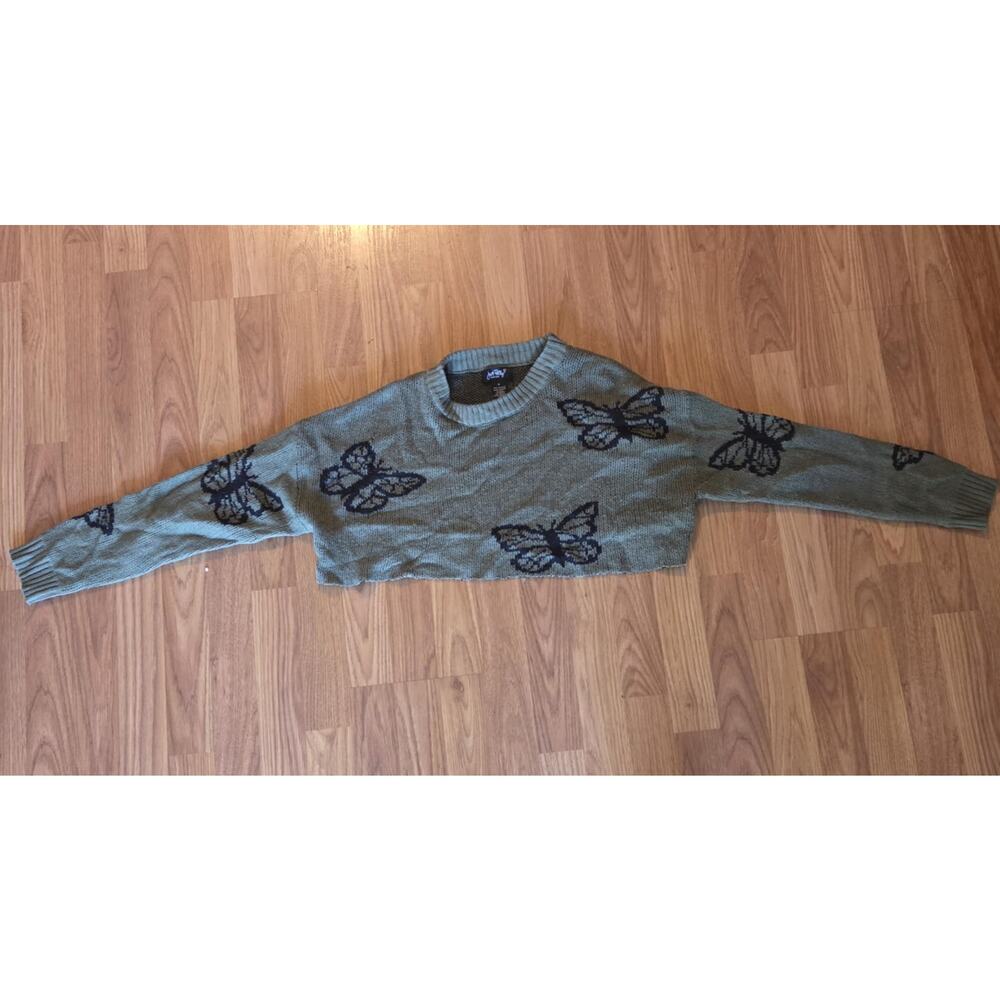 Oversized Crop Top Sweater - Women's Small